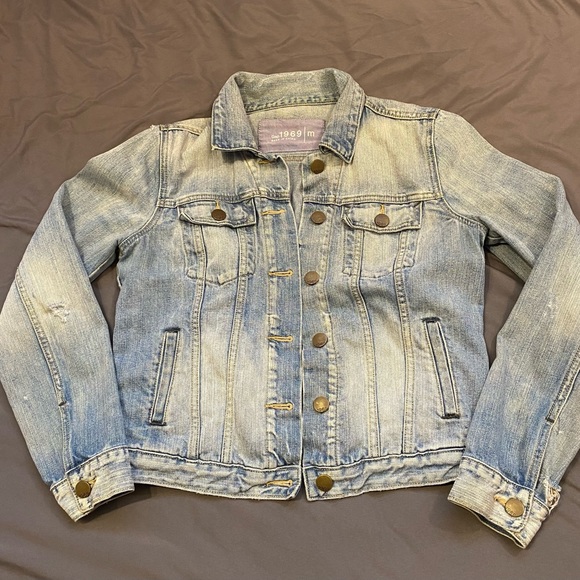 Gap Jean Jacket with custom embroidery - Picture 1 of 4